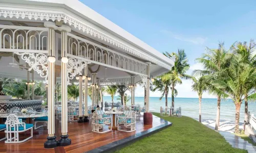 Red Rum - JW Marriott Phu Quoc Emerald Bay Resort & Spa
