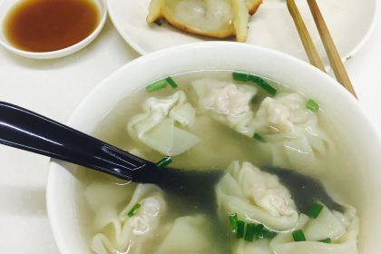 Xiao Yan Pan·FRIED BUNS