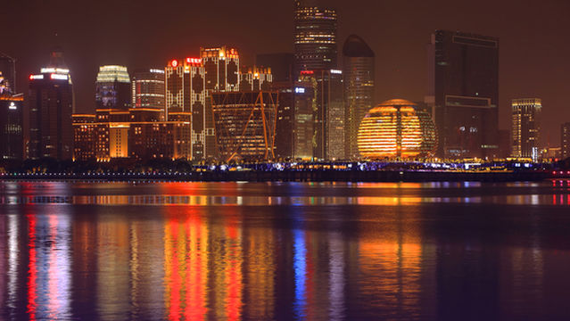 Qiantang River Night Cruise ( Wulinmen wharf )