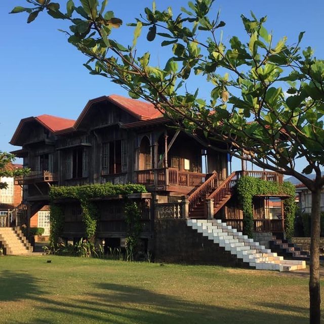 Las Casas Filipinas de Acuzar