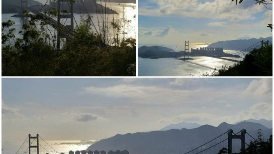 青马大桥，是香港連贯青衣岛、马湾而至大嶼山之斡線公路大橋，其