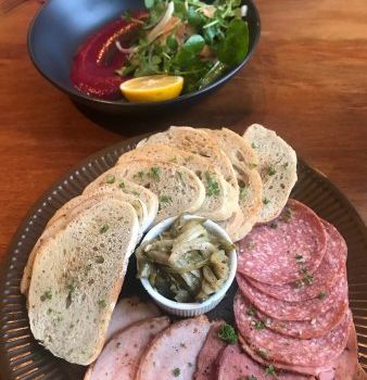Ombrellos Kitchen & Bar