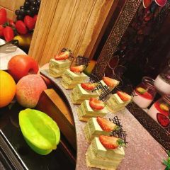 Zhongtang Hailu Hui Yanbaochi Seafood Buffet Cuisine User Photo