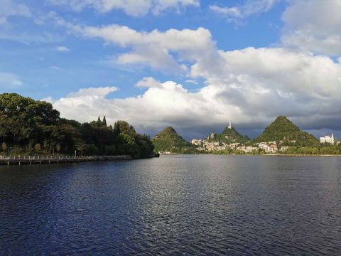 Hongshan Lake Civil Park