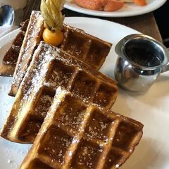 Caffe Sorrentino Mayfair Village South User Photo