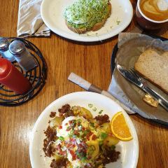 Middle Way Cafe User Photo