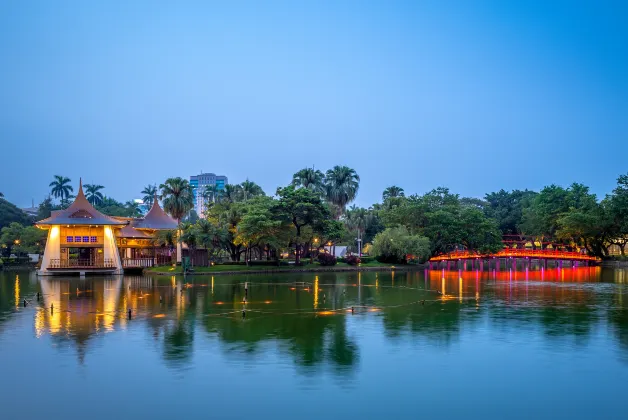 Отели в районе Wuqi