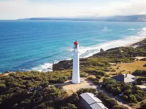 Split Point Lighthouse Tours