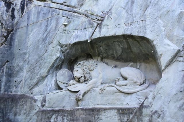 Lion Monument