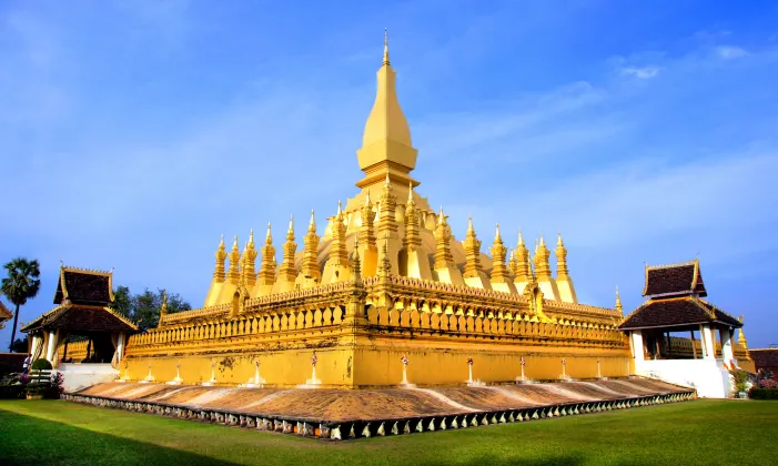 Mekong Cruises - the Luang Say Lodge & Cruises - Luang Prabang to Huay Xai