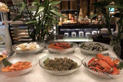 绿岛国际酒店西餐厅