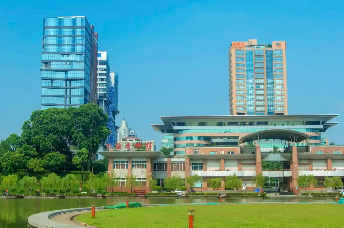 嶺南金融博物館附近的飯店