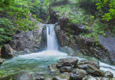 Syureninotaki Fall