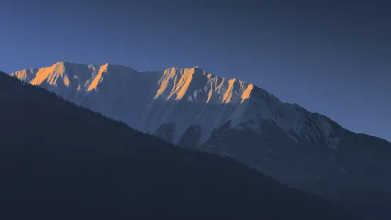 比日神山生態景勝地