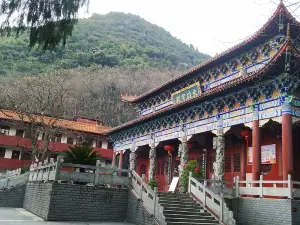 Xiangshan Temple (Southwest Gate)