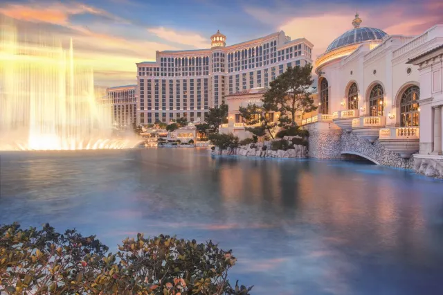 Las Vegas Travel Guide 2024: Sin City's Most Popular Attractions