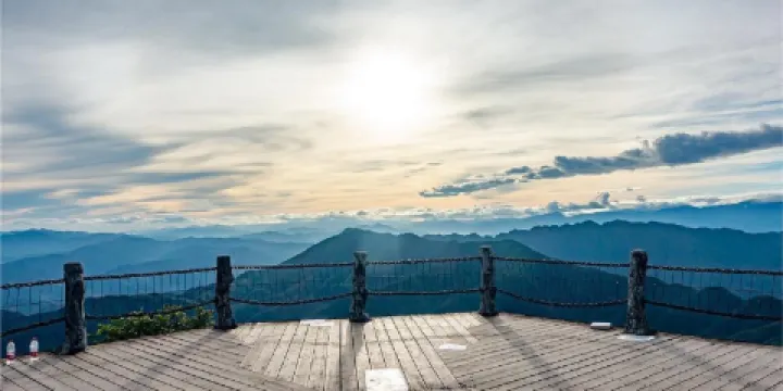 南丹縣巴平濕地森林康養旅遊景區