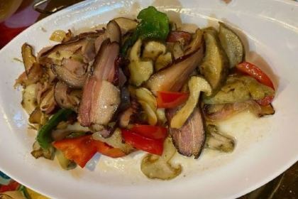 四姑娘山阿巴郎·藏式花园餐厅