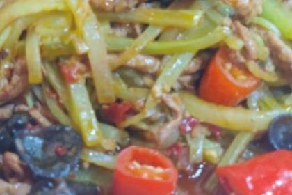 SI GU NIANG SHAN CHENG DOU FAN DIAN