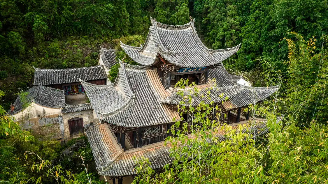 Hotels near Yuhuang Pavilion