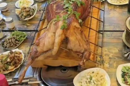 蒙达火山民宿·餐厅