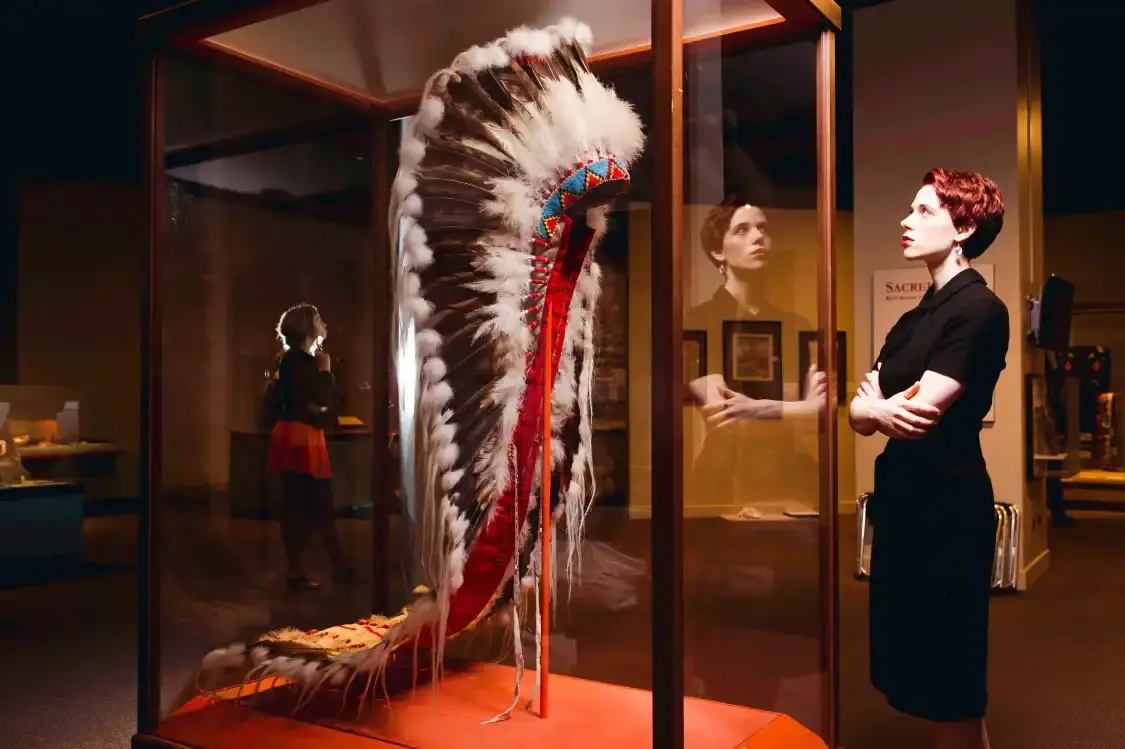 Hotels near Glenbow Museum