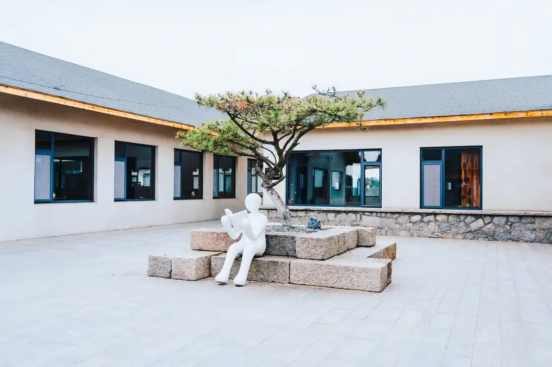 Hotels near Rizhao Antai Ocean Aesthetics Museum