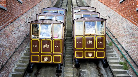 Фуникулер на Замковую гору