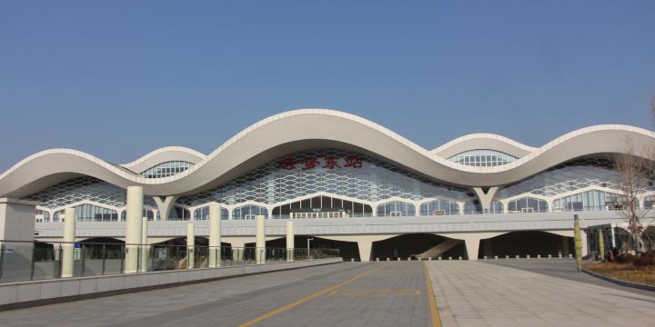 Yunmengdong Railway Station