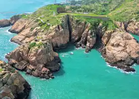 東崖絕壁