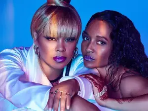 TLC & Shaggy Live