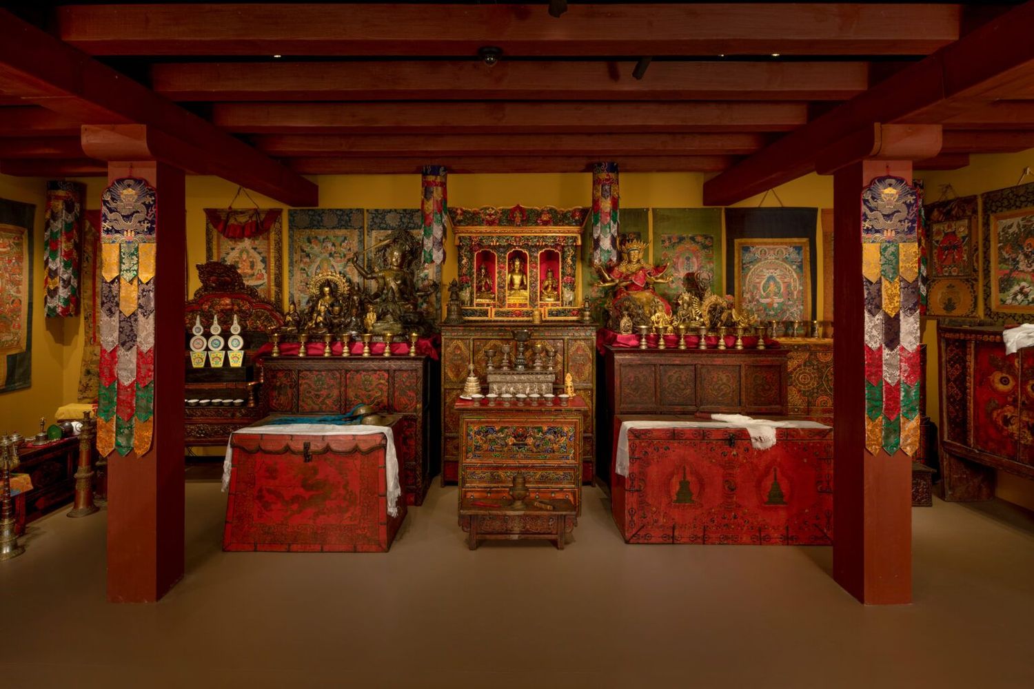 Rubin Museum Tibetan Buddhist Shrine Room | Brooklyn Museum