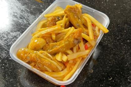 金弟炒螺蛳粉(驾鹤店)