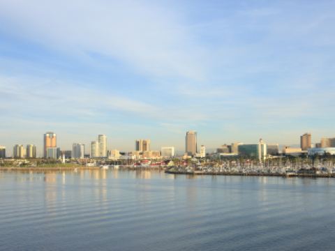 Best hotels near Long Beach Cruise Terminal