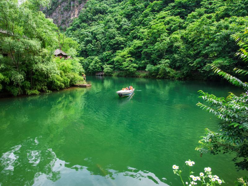 Jinsi Canyon Scenic Area