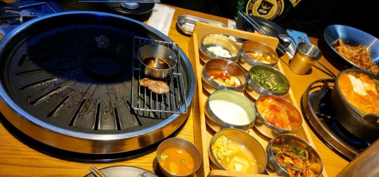 八色五花肉（忠孝東路四段223店）