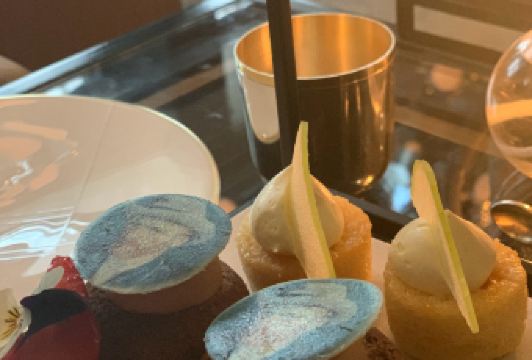 Erawan Tea Room User Photo