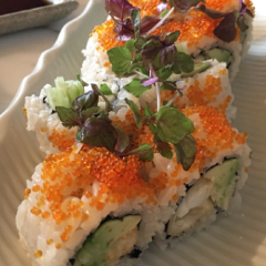 sushi e ảnh của người dùng