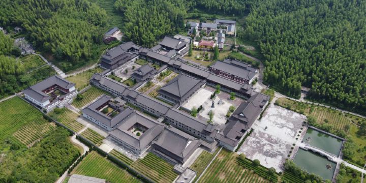 Fengxin Baizhang Mountain Scenic Area