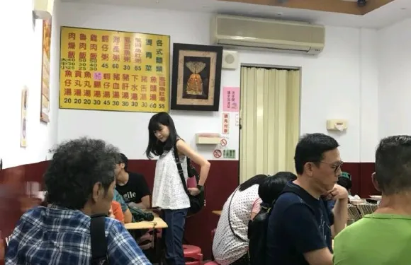 台東車頭魯肉飯