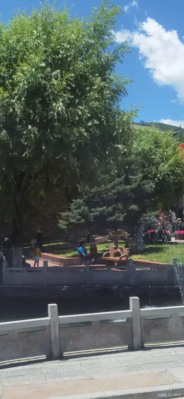 Hotels near Jiafan Ancient City