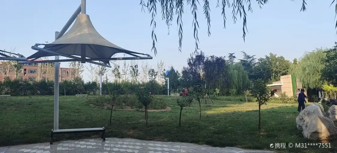 Hotels near Baihe Park