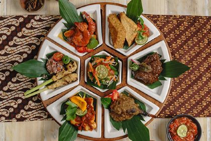 Kayumanis Resto Jimbaran