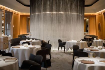 ALAIN DUCASSE AT THE DORCHESTER