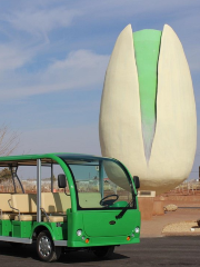 McGinn's PistachioLand-World's Largest Pistachio