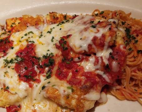 Grand Lux Cafe