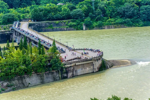 5_Dujiangyan Fish-mouth Water-dividing Dike