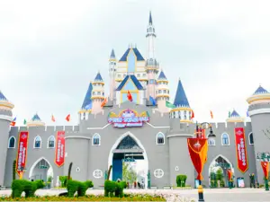 Zixu Lake·Happy Carnival Theme Park