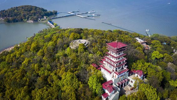 Taihu Lake Fairy Island
