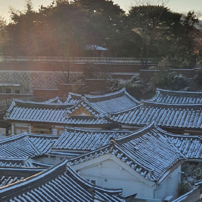 북촌 한옥뷰 카페 델픽 | 트립닷컴 구이린 트래블로그